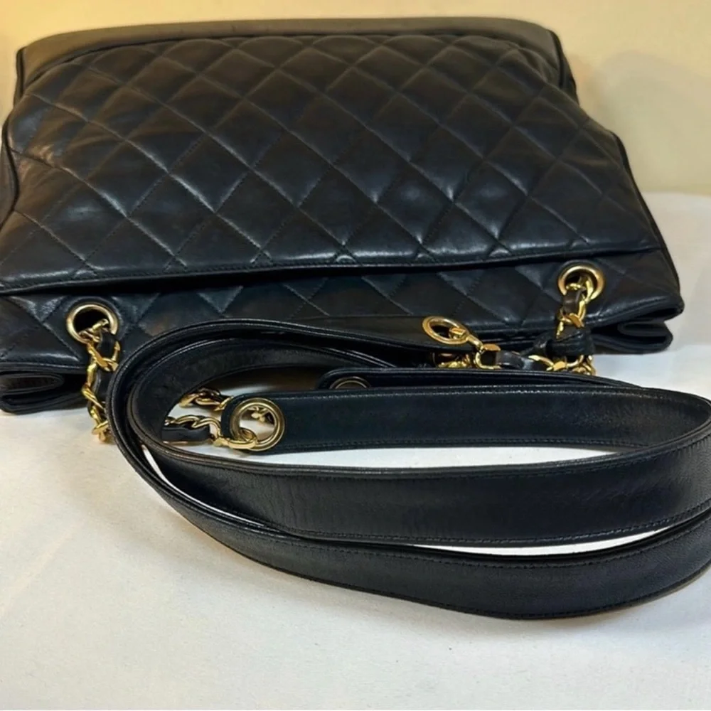 CHANEL COA VINTAGE Lambskin Bag 24K Gold-plated Hardware